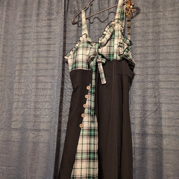 Cute little dress - Picture 1 of 1